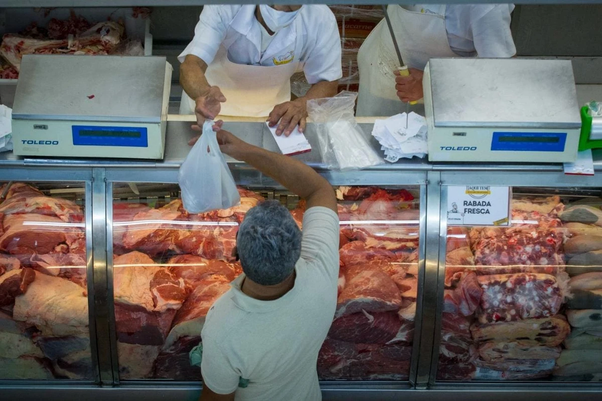 Carne de boi, porco e frango: veja o que ficou mais caro e mais barato em BH e região