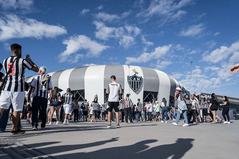 Atlético diminui valor do ingresso e convoca torcida para encher a Arena MRV no próximo domingo (30)