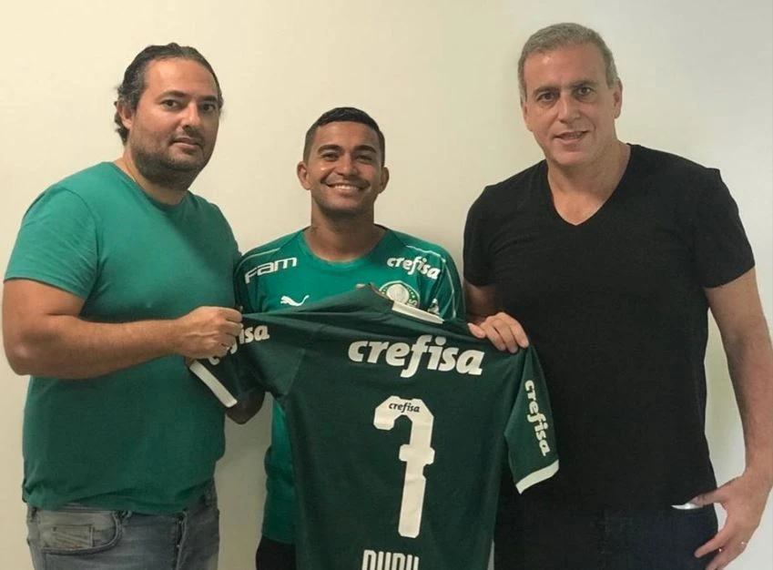 Empresário é peça-chave para Dudu, do Palmeiras, fechar com o Cruzeiro; entenda