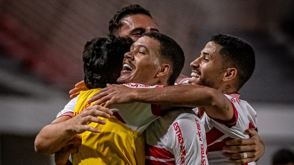 Copa do Brasil: rival do Atlético, CRB defende longa invencibilidade em casa