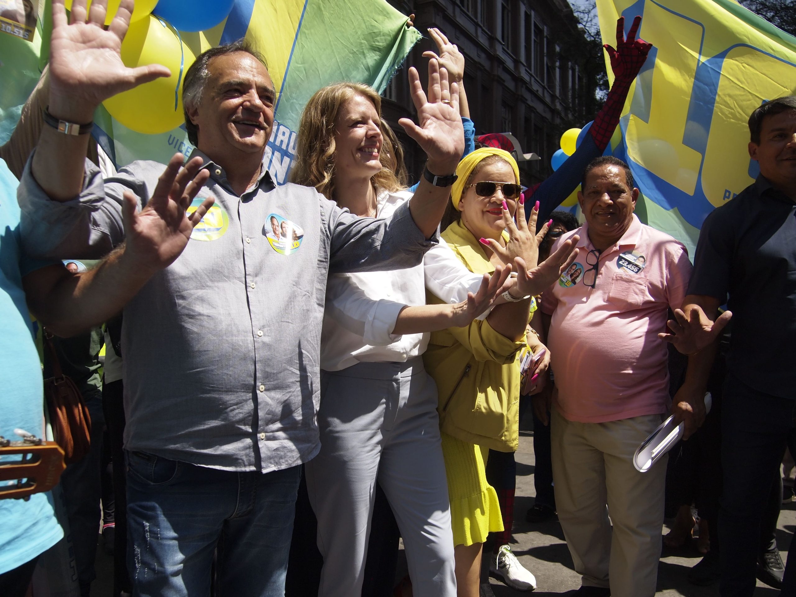 Mauro Tramonte Realiza Caminhada da Caravana ‘Onda 10’ na Praça Sete