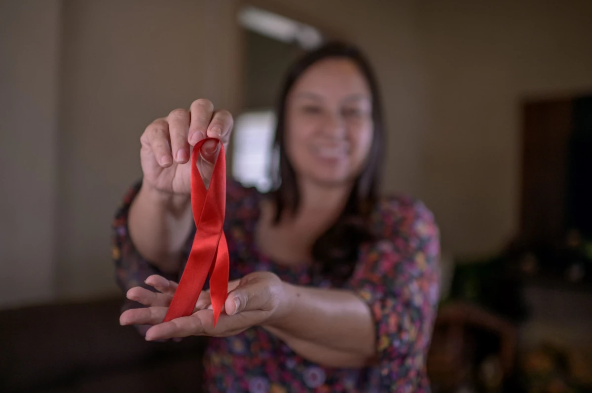 Dezembro Vermelho: casos de HIV em pessoas 50+ aumentam 13%