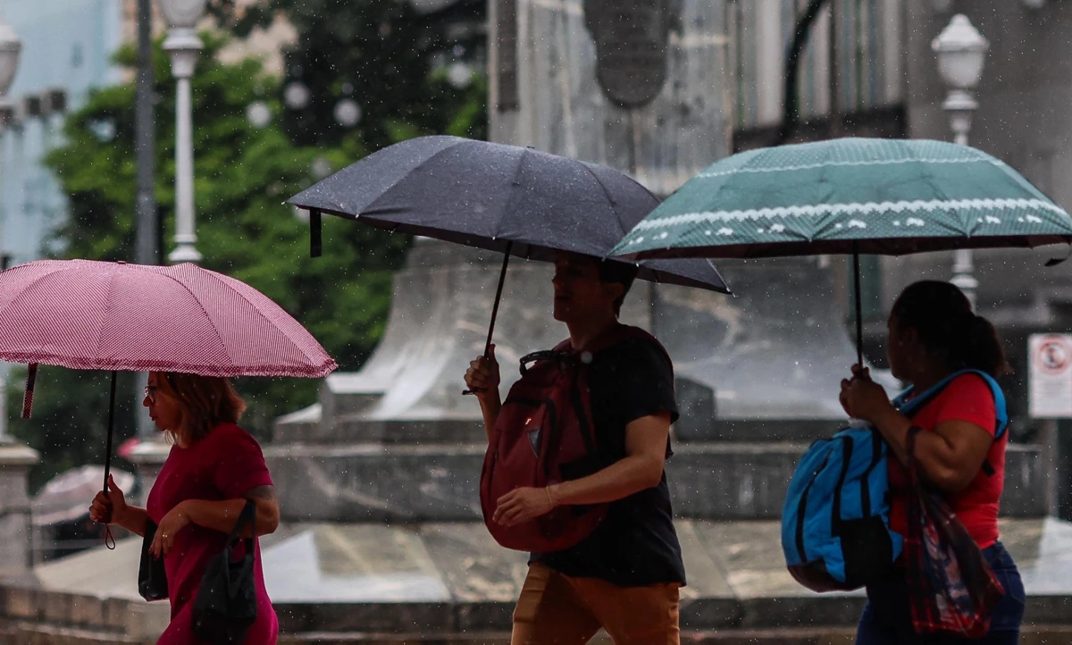 Condições meteorológicas apontam chuva para toda a semana em Belo Horizonte